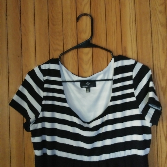 Ronni Nicole Dress Size 12 - Picture 2 of 8